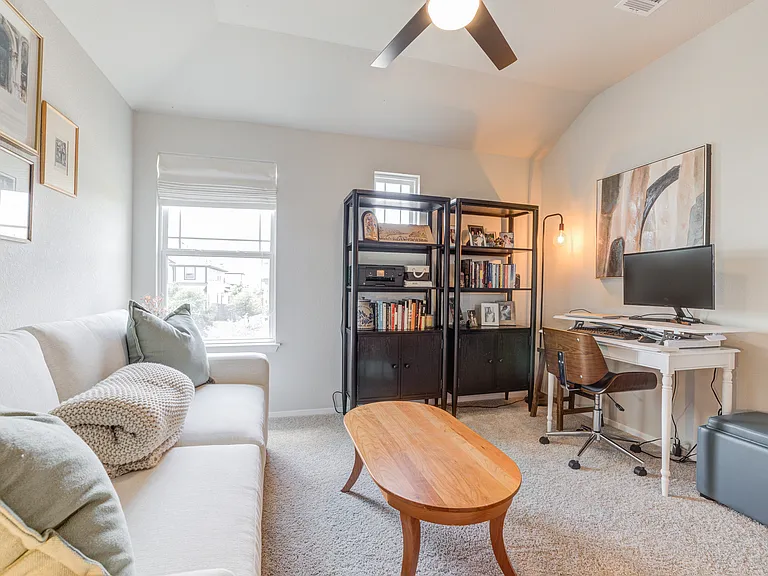 224 Stein Rd — Photo 26