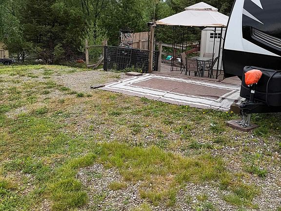 3rd image of 5054 Echo Dr