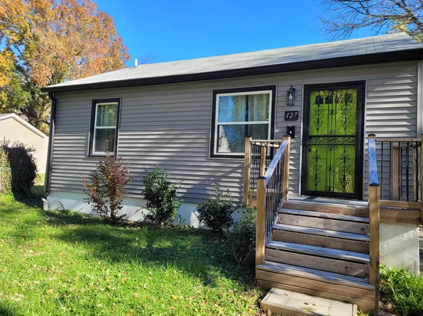 127 Boston Ct, Louisville, KY 40212