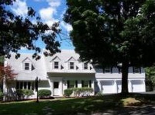70 Severn St, Longmeadow, MA 01106