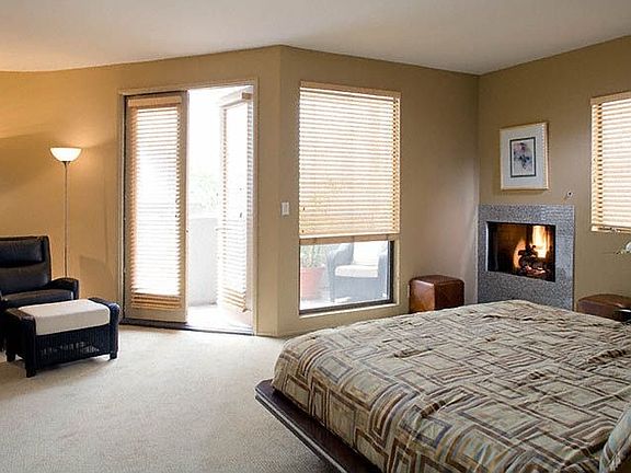 3rd image of 8601 W West Knoll Dr APT 8