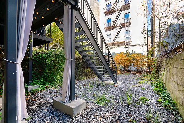 Rented by Compass | media 1