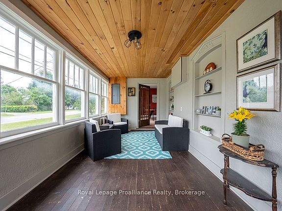 3rd image of 2574 Springbrook Rd