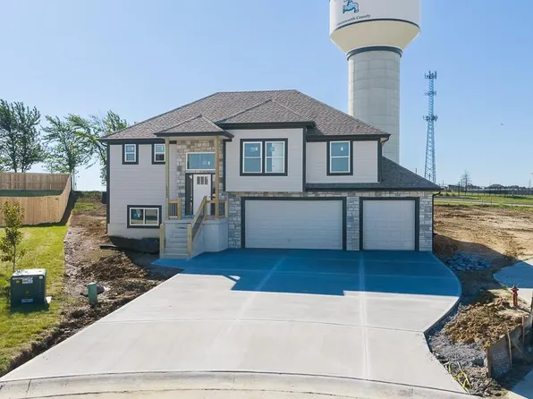 15589 Sheridan Ct, Basehor, KS 66007