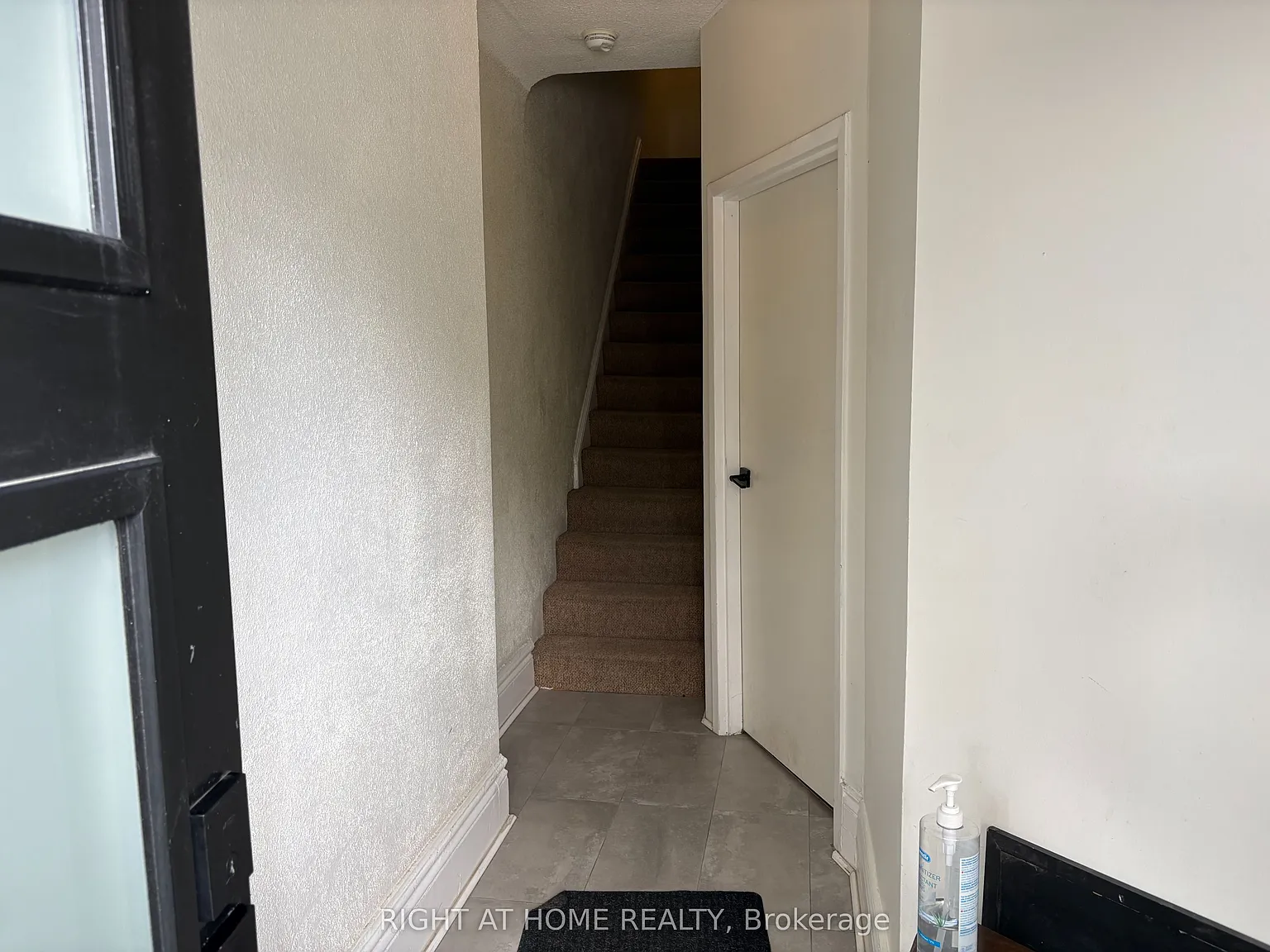 1 bed, $2,295 — Photo 3