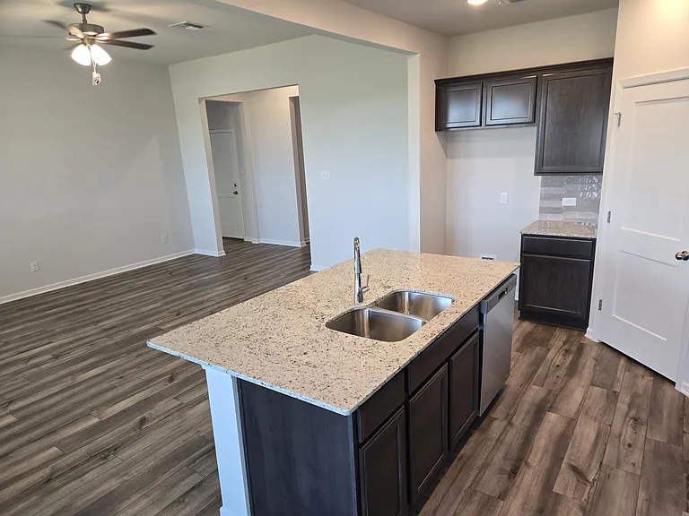 7009 Hammermill Ln — Photo 18