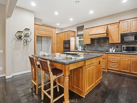4th image of 8651 Edelweiss Dr