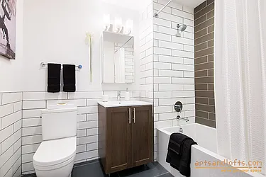 Rented by aptsandlofts.com