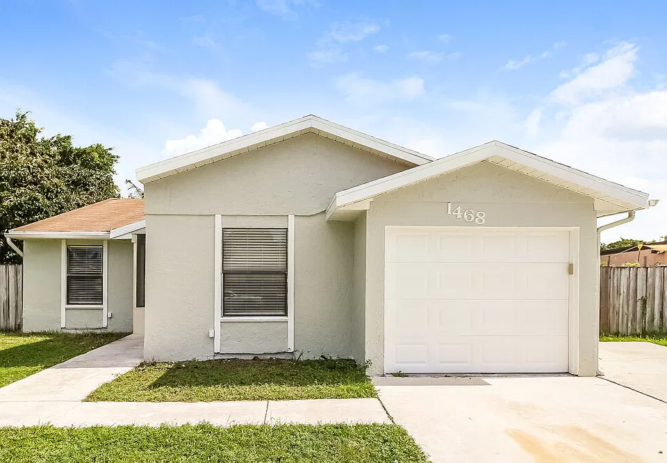 1468 Ryan Ln