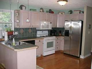 4th image of 827 Marengo Dr