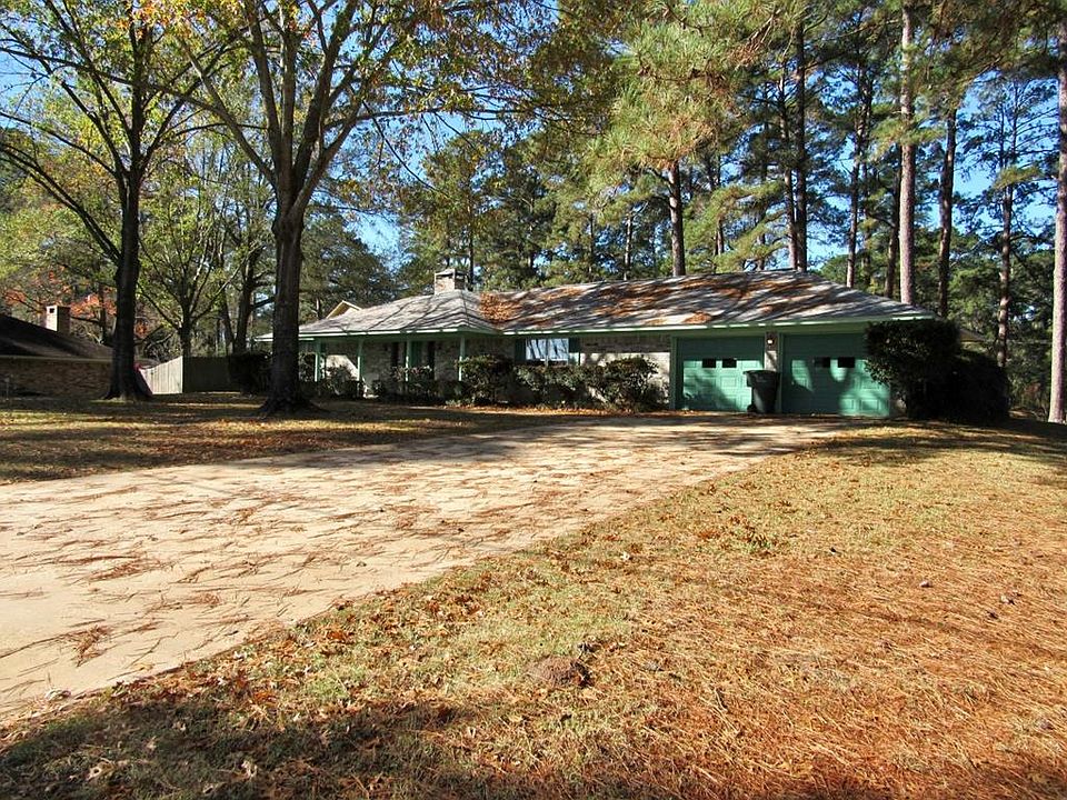 1st image of 3316 Lake Forest Dr
