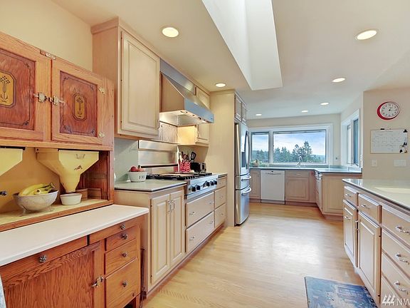 4th image of 8420 Dawn Hill Dr SE