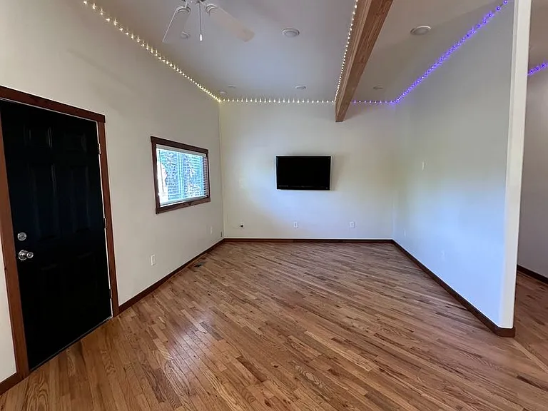 1776 Lime Ave — Photo 6