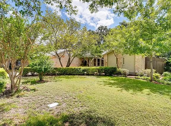 4th image of 4705 White Elm Dr