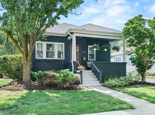 670 S Parkside Ave, Elmhurst, IL 60126