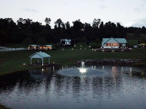 4th image of 141 Fox Trot Ln