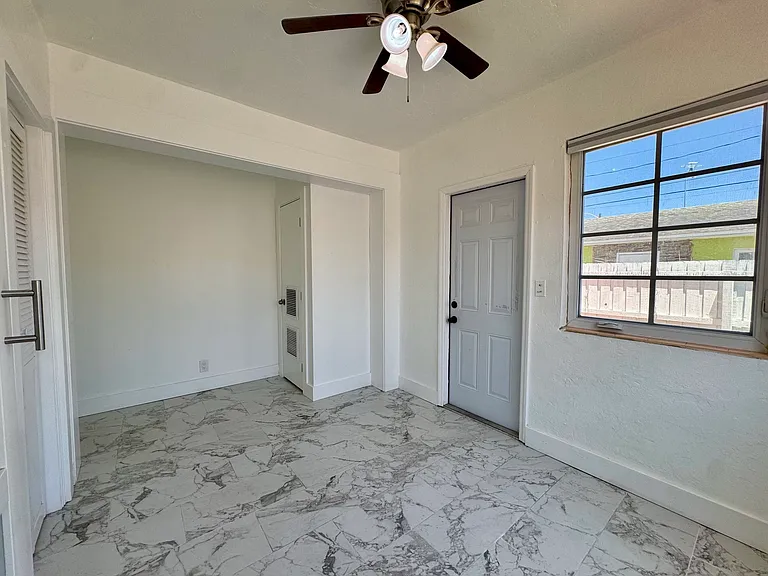 632 N M St #B — Photo 9