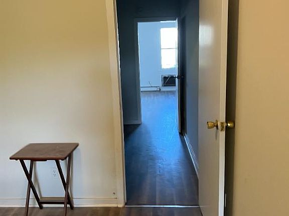 3rd image of 31 Orchard St
