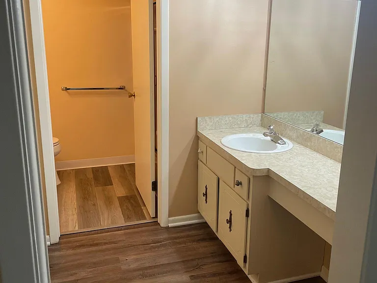9404 Sherman Ln — Photo 34