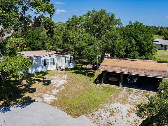 2nd image of 1116 Shady Ln