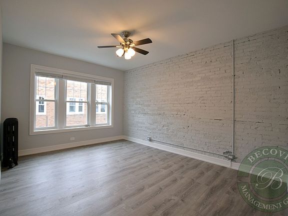 3rd image of 1902 W Morse Ave #69483