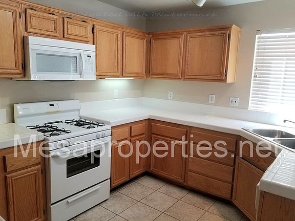 5th image of 14103 Gray Ln