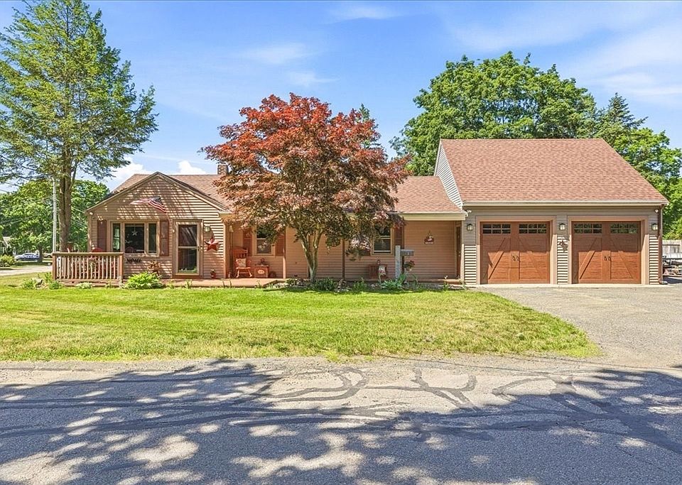 1st image of 179 Rowayne Park