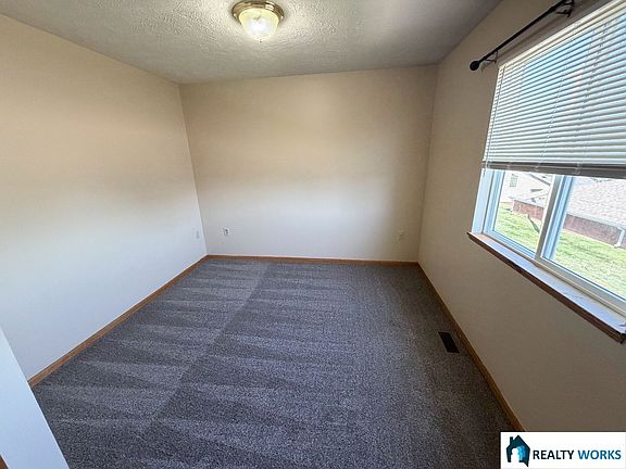 5th image of 2230 W Todd Ln