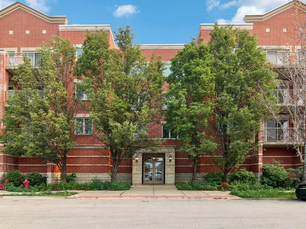 9864 Leland Ave Unit 313, Schiller Park, IL 60176