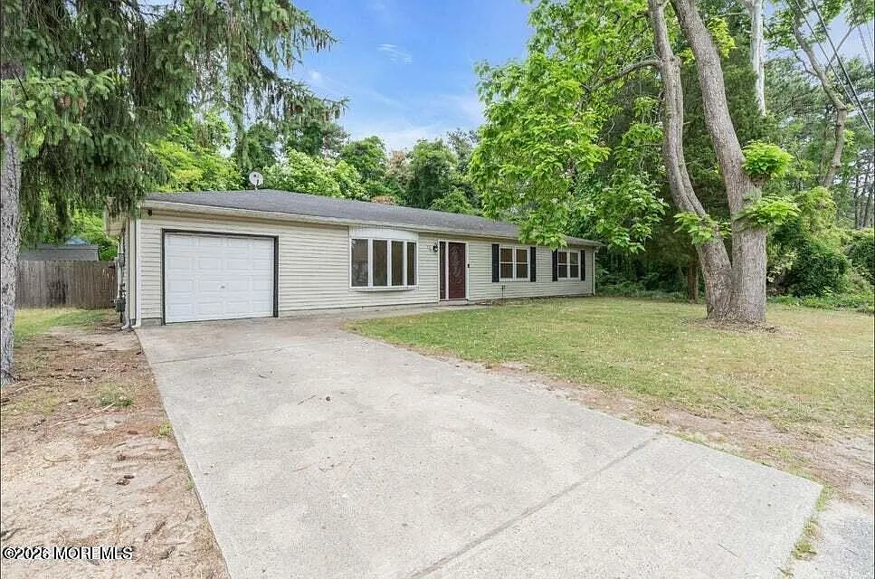 3 bed, 1346 sqft, $3,200 — Photo 3