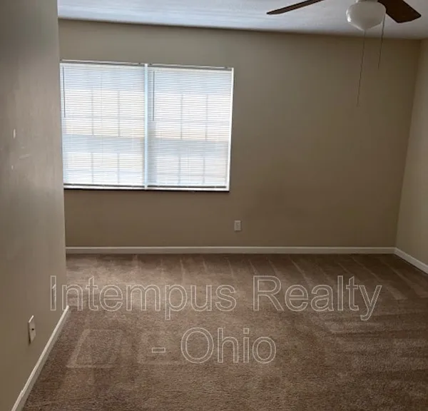 3835 Indian Run Dr #4 — Photo 6