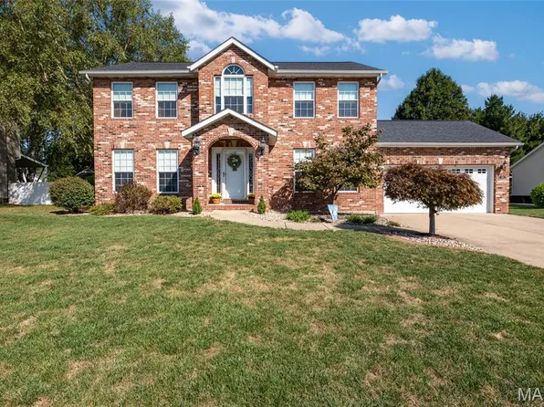 203 Bristol Dr, Troy, IL 62294