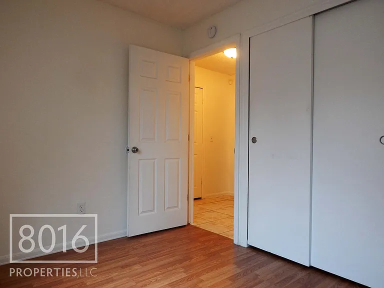 4755 White Willow Ln — Photo 11