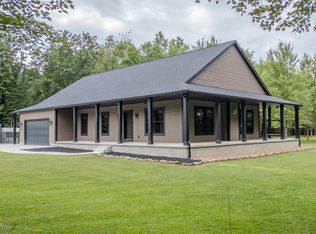 5615 Laubert Rd, Atwater, OH 44201