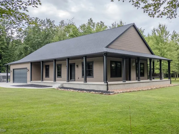 5615 Laubert Rd, Atwater, OH 44201