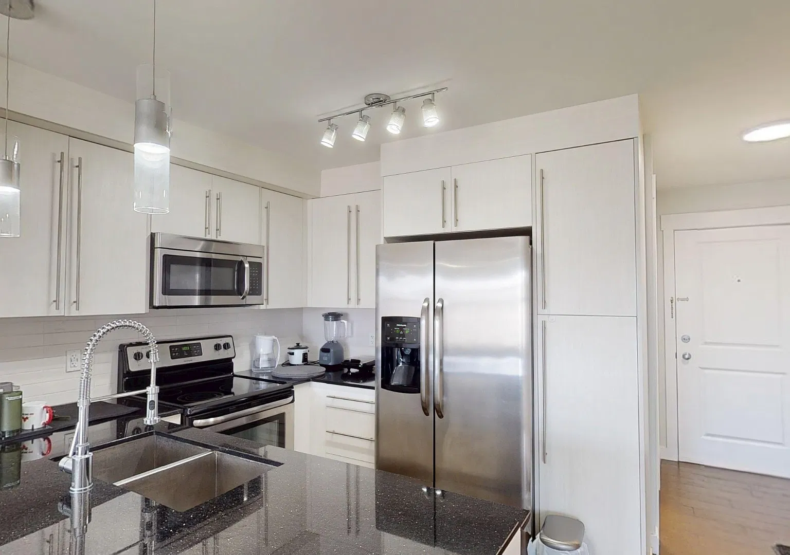 3411 Mahogany Row Se — Photo 4