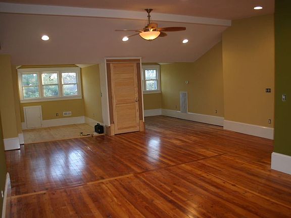 3rd image of 4508 Park Ave #4508B