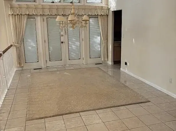 307 Sayre Dr, Princeton, NJ 08540