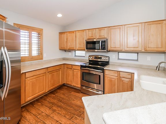 5th image of 1399 E ANNA Drive
