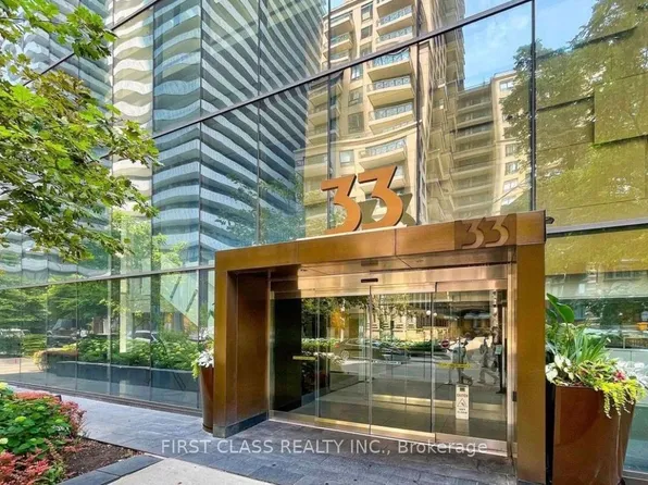 33 Charles St E, Toronto, ON