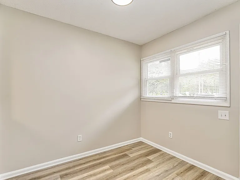 Caswell at Central Avenue — Photo 35