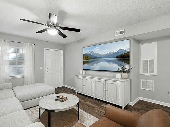 3rd image of 161 Lansing Cir #180-F
