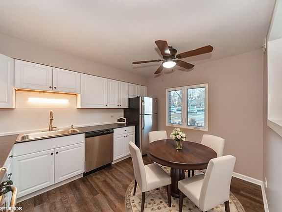 4th image of 1430 Sandstone Dr APT 102