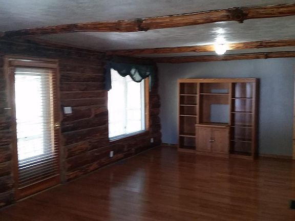 4th image of 321 Teal Dr
