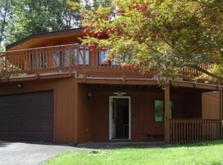 25 Lenape Trl, Mount Bethel, PA 18343
