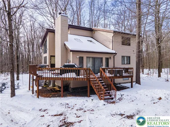 178 Cardinal Dr, Gouldsboro, PA 18424