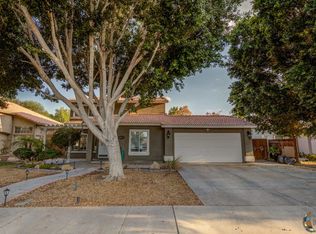 1076 Ronald St, Brawley, CA 92227