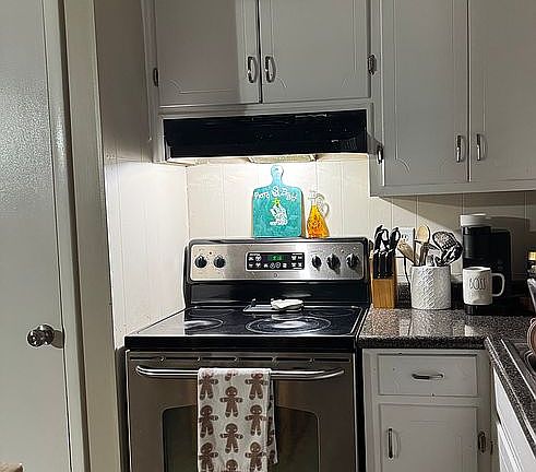 2nd image of 110 Bluebell Dr