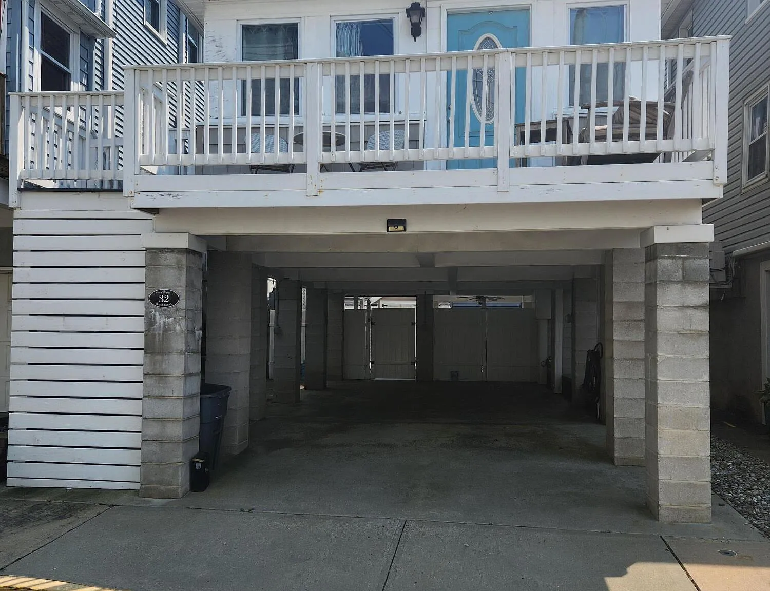 2 bed, 1008 sqft, $3,200 — Photo 3