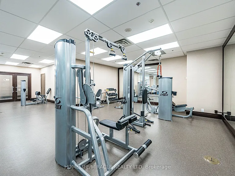 18 Harding Blvd #121 — Photo 47